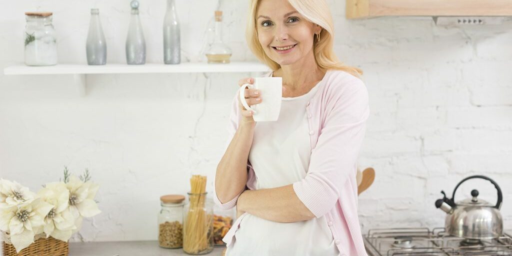 How To Skip The Skin Care Scams And Keep Your Skin Smooth, Hydrated, and Youthful-Looking From Within